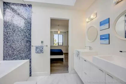 Powder Room Photo of 314 Rosehill Wynd, Delta, BC