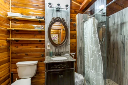 Guest Bathroom Photo of 542 Park Drive, Cultus Lake, BC