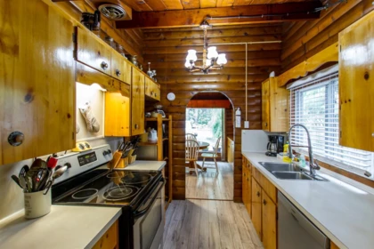 Office / Den Photo of 542 Park Drive, Cultus Lake, BC
