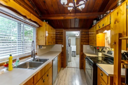 Powder Room Photo of 542 Park Drive, Cultus Lake, BC