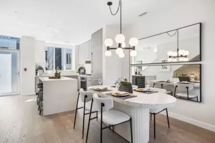 Kitchen Photo of 1 6138 Birney Avenue, Vancouver, BC
