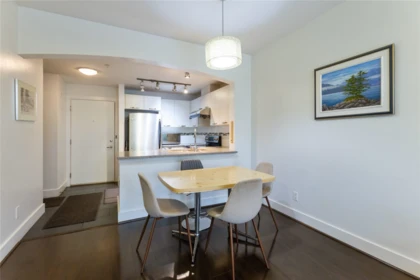 106 7428 Byrnepark Walk, Burnaby, BC, Burnaby — Apartment/Condo for sale