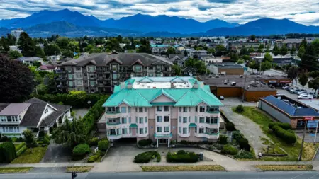204 46000 First Avenue, Chilliwack, BC, Chilliwack — Apartment/Condo for sale