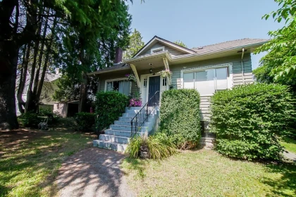 807 Sangster Place, New Westminster, BC, New Westminster — Single Family Residence for sale