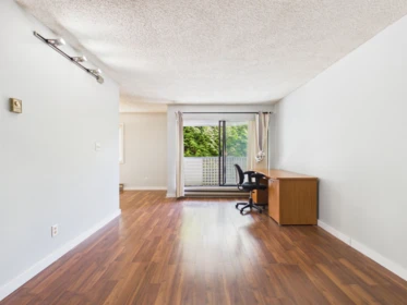 202 8700 Ackroyd Road, Richmond, BC, Richmond — Apartment/Condo for sale