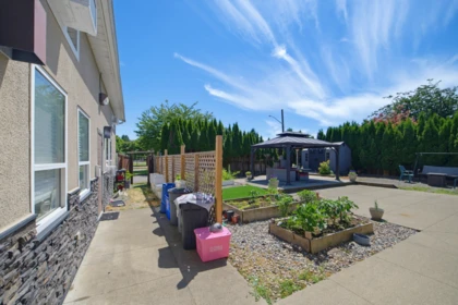 Outdoor Kitchen Photo of 45780 Berkeley Avenue, Chilliwack, BC