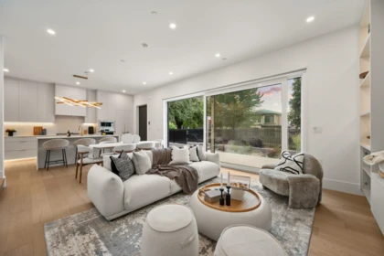 1 3428 Mons Drive, Vancouver, BC, Vancouver — Half Duplex for sale