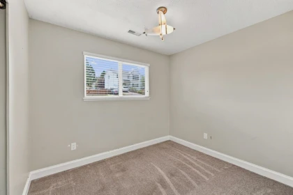 Powder Room Photo of 26647 30a Avenue, Langley, BC