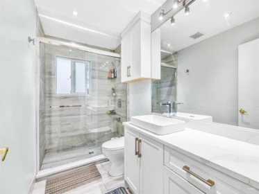 Guest Bathroom Photo of 11573 73a Avenue, Delta, BC