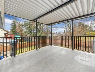Hallway Photo of 11573 73a Avenue, Delta, BC