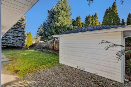 Primary Bedroom Photo of 15436 94 Avenue, Surrey, BC