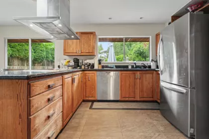 Breakfast Nook Photo of 4321 Keith Road, West Vancouver, BC