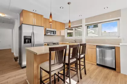 1216 Pinewood Crescent, North Vancouver, BC, North Vancouver — Single Family Residence for sale