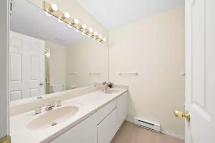 Mudroom Photo of 3 12891 Jack Bell Drive, Richmond, BC