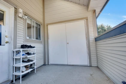 Entry Foyer Photo of 213 7837 120a St Street, Surrey, BC