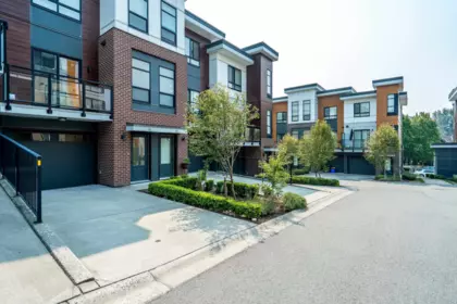 Hot Tub / Spa Photo of 15 20087 68 Avenue, Langley, BC