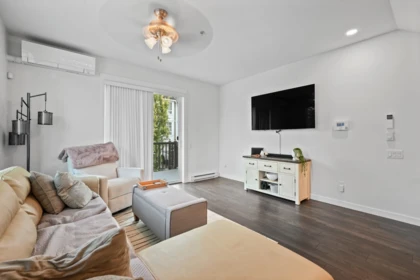Breakfast Nook Photo of 76 8438 207a Street, Langley, BC