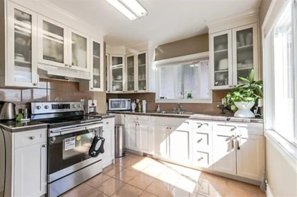 Pantry Photo of 586 E 60th Avenue, Vancouver, BC