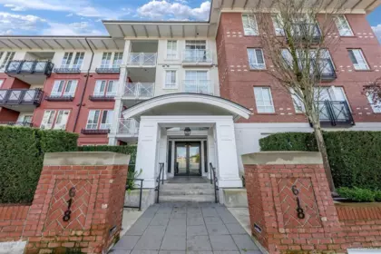 109 618 Como Lake Avenue, Coquitlam, BC, Coquitlam — Apartment/Condo for sale