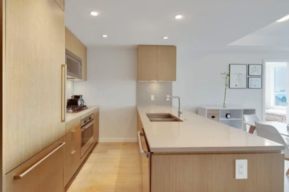 1403 125 E 14th Street, North Vancouver, BC, North Vancouver — Apartment/Condo for sale