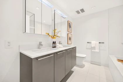Laundry Room Photo of 1105 4638 Gladstone Street, Vancouver, BC