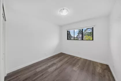Entry Foyer Photo of 6439 Azure Road, Richmond, BC