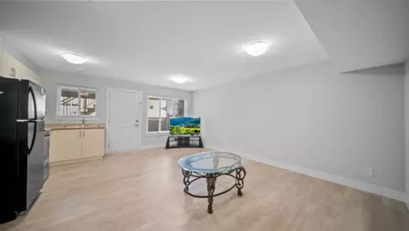 Hallway Photo of 14551 61 Avenue, Surrey, BC