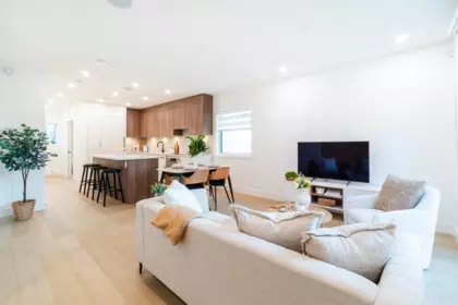 Breakfast Nook Photo of 101 1550 E 3rd Avenue, Vancouver, BC