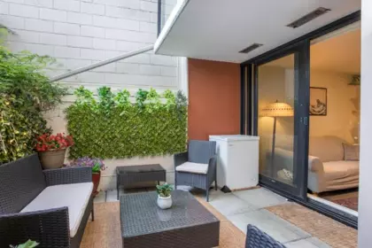 Entry Foyer Photo of 208 189 Keefer Street, Vancouver, BC