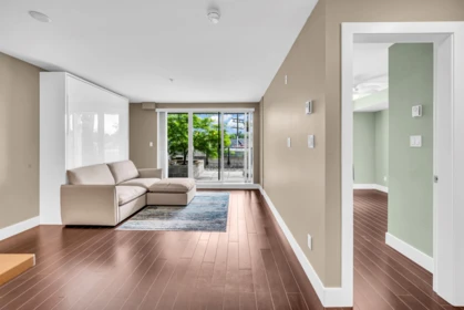 Basement Recreation Room Photo of 211 4338 Commercial Street, Vancouver, BC