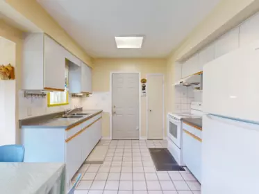 Kitchen Island Photo of 3157 Penticton Street, Vancouver, BC