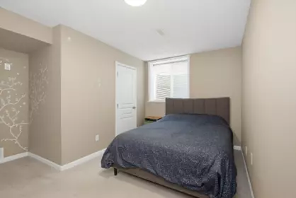 Powder Room Photo of 30585 Crestview Avenue, Abbotsford, BC