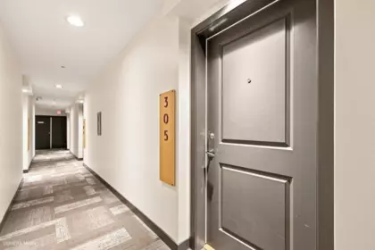 305 5655 210a Street, Langley, BC, Langley — Apartment/Condo for sale
