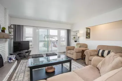 Family Room Photo of 5228 Hollyfield Avenue, Richmond, BC