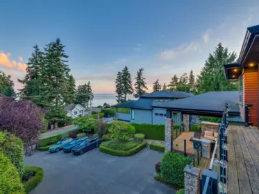 Community Amenities Photo (Clubhouse) of 13307 Marine Drive, Surrey, BC