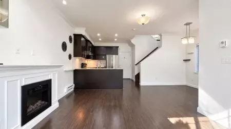 Living Room Photo of 2 8531 Willams Road, Richmond, BC