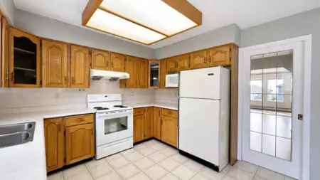 Mudroom Photo of 26 Ranelagh Avenue, Burnaby, BC