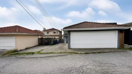 Primary Bedroom Photo of 26 Ranelagh Avenue, Burnaby, BC