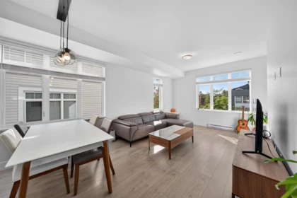 Primary Bedroom Photo of 13 2070 Oak Meadows Drive, Surrey, BC