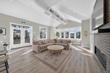Swimming Pool Photo of 13 2070 Oak Meadows Drive, Surrey, BC