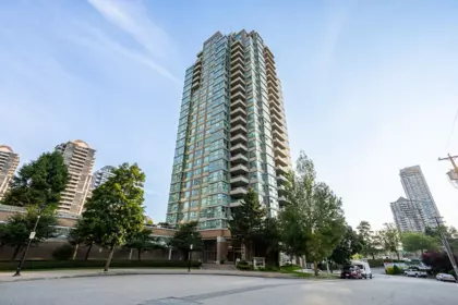 1906 4388 Buchanan Street, Burnaby, BC, Burnaby — Apartment/Condo for sale
