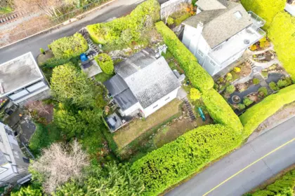 Primary Bedroom Photo of 3575 Sunset Lane, West Vancouver, BC
