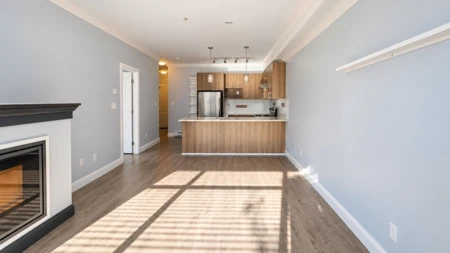 Dining Area Photo of 304 11566 224 Street, Maple Ridge, BC