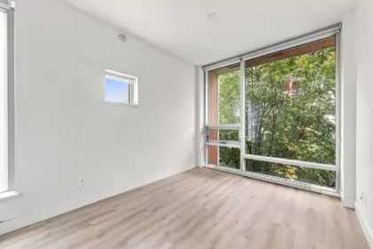 Powder Room Photo of 301 1308 Hornby Street, Vancouver, BC