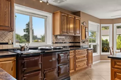 Kitchen Island Photo of 42703 Janzen Road, Sardis - Greendale, BC