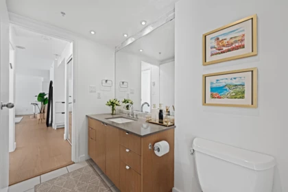 Hallway Photo of 204 1633 W 8th Avenue, Vancouver, BC