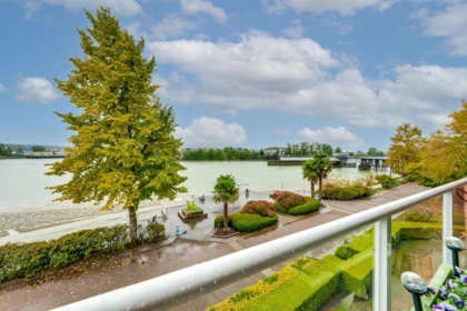 Front Yard Photo of 306 1230 Quayside Drive, New Westminster, BC
