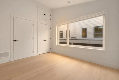 Walk-In Closet Photo of 1 2539 Grant Street, Vancouver, BC
