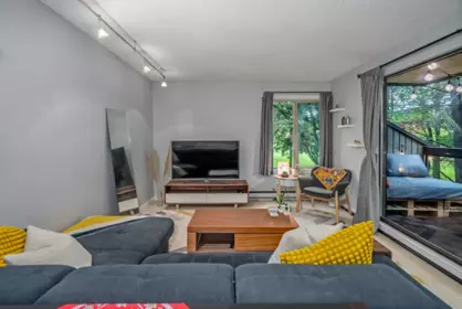 Breakfast Nook Photo of 111 6655 Lynas Lane, Richmond, BC