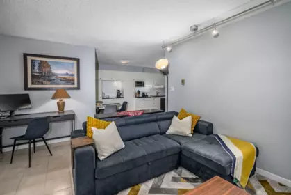 111 6655 Lynas Lane, Richmond, BC, Richmond — Apartment/Condo for sale